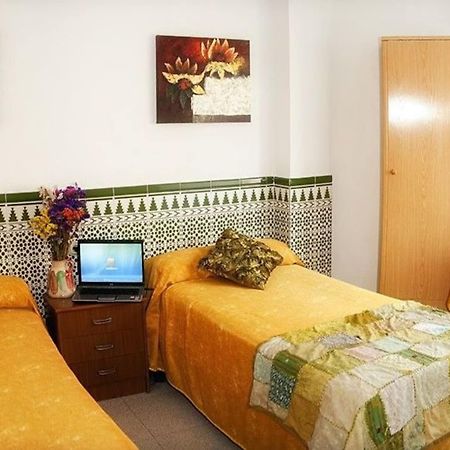 Hostal Estacion Almería Buitenkant foto